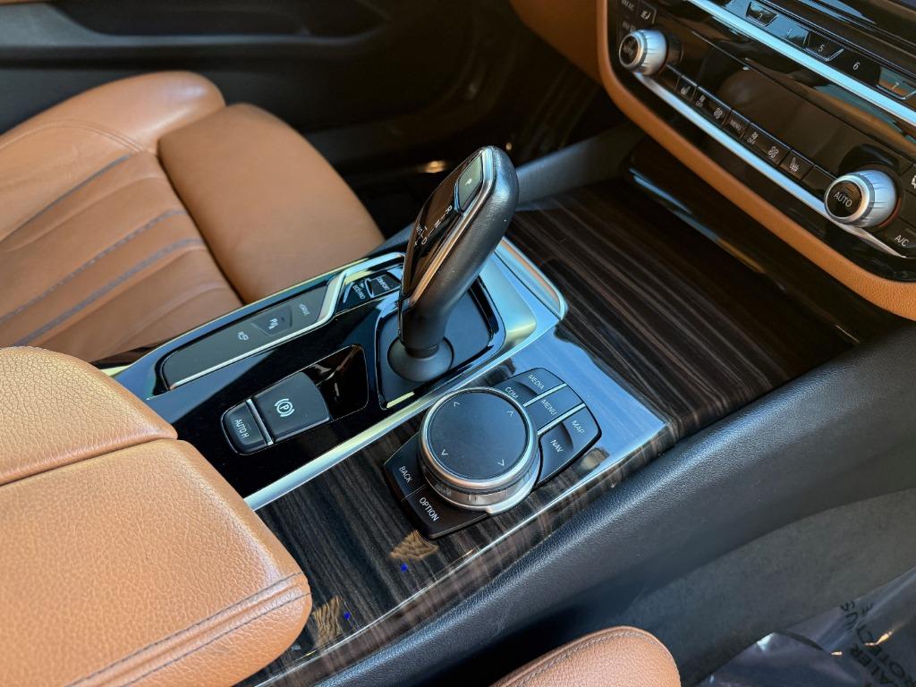 2018 BMW 530e - $16,990