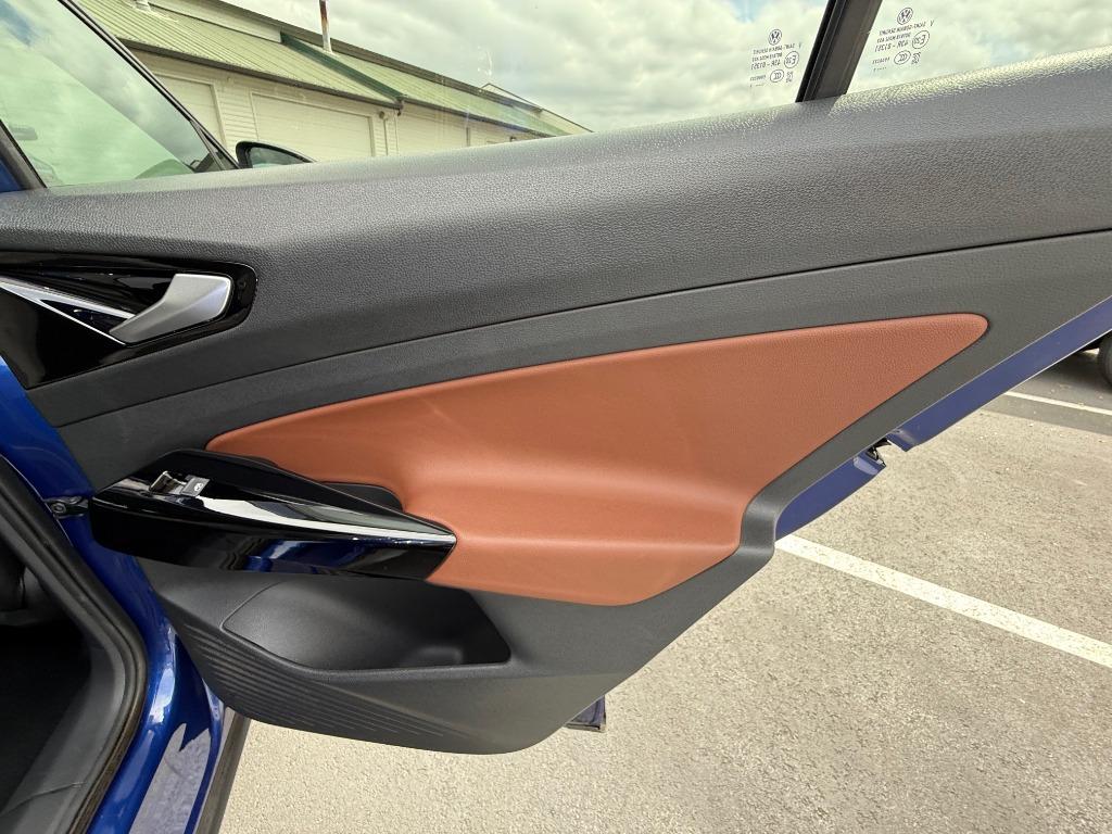 2021 Volkswagen ID.4 Pro S photo