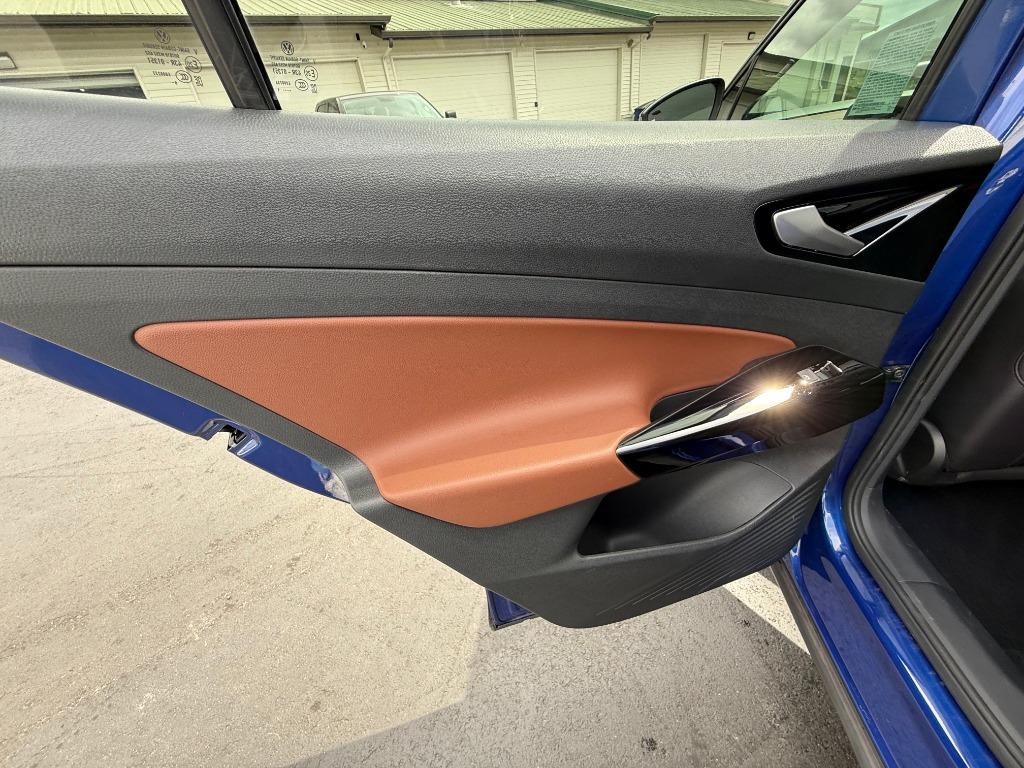 2021 Volkswagen ID.4 Pro S photo