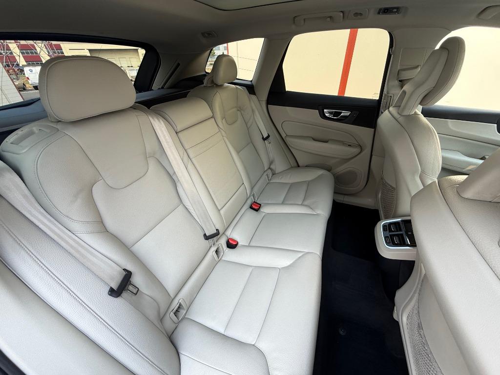 2018 Volvo XC60 - $13,990