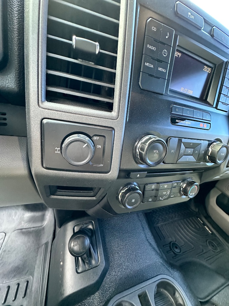 2017 Ford F250sd XL photo