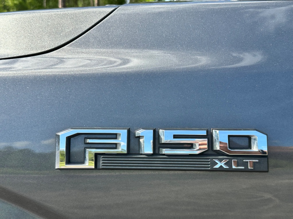 2015 Ford F150 XLT photo