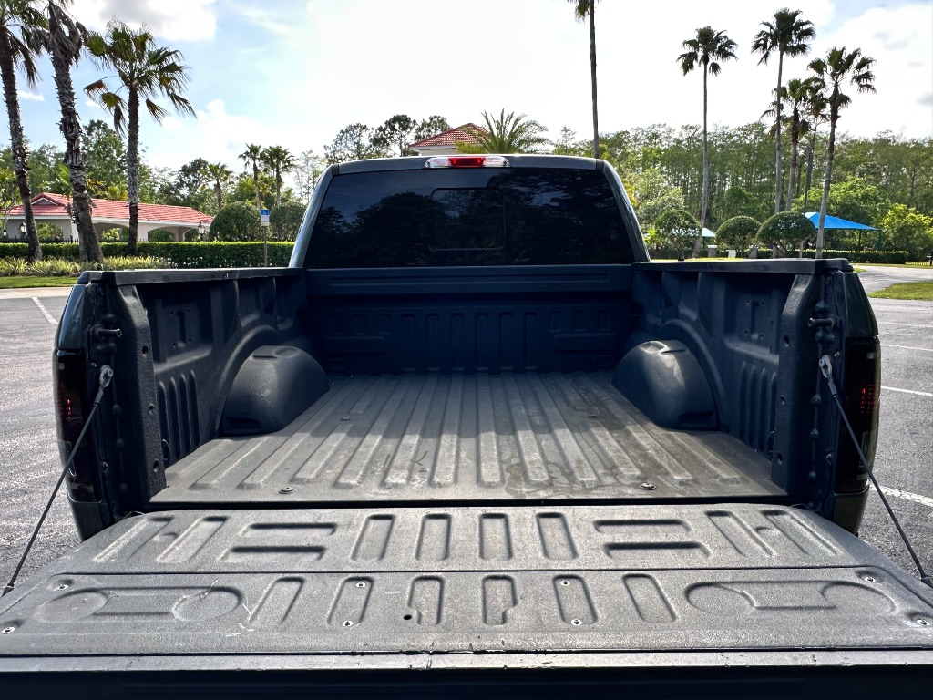 2015 Ford F150 XLT photo