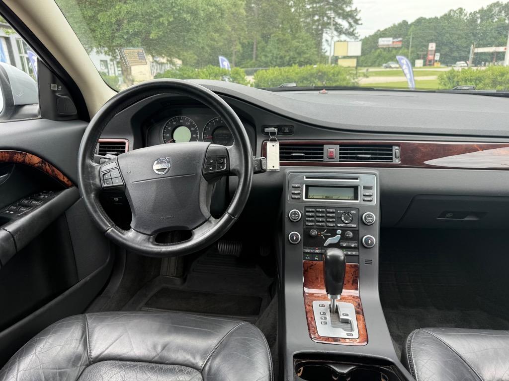 2008 Volvo C70 - $8,499