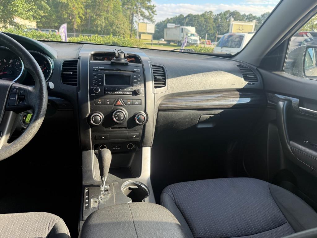 2011 Kia Sorento - $6,999
