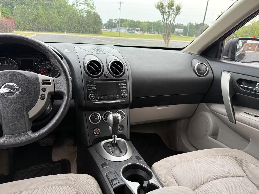 2015 Nissan Rogue Select S photo