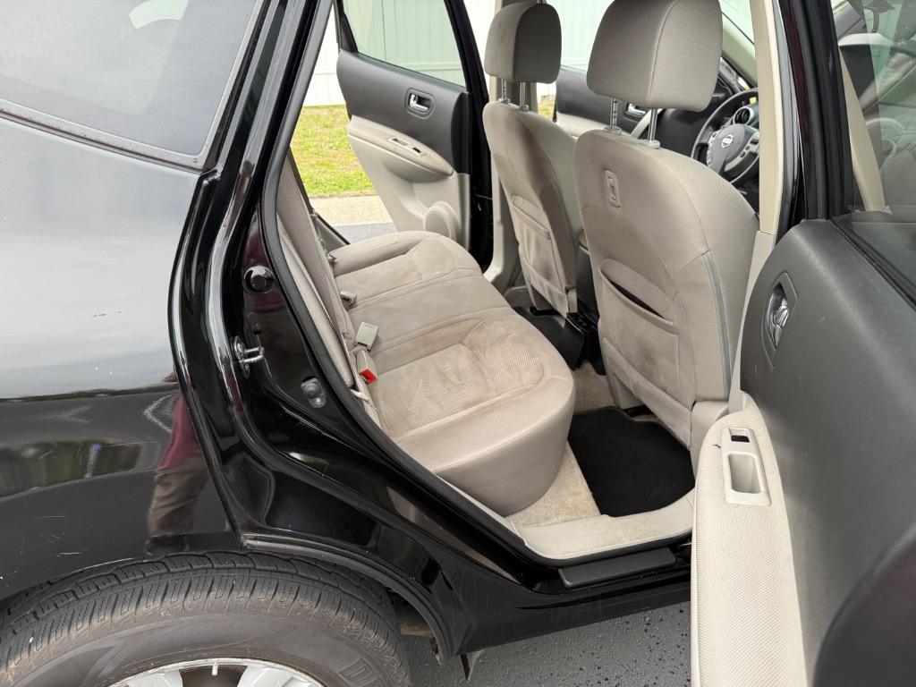 2015 Nissan Rogue Select S photo