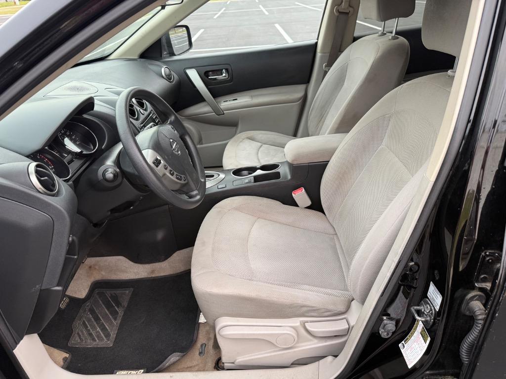 2015 Nissan Rogue Select S photo