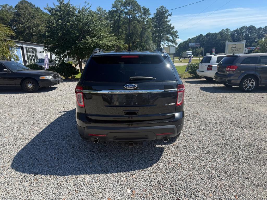 2015 Ford Explorer - $9,999