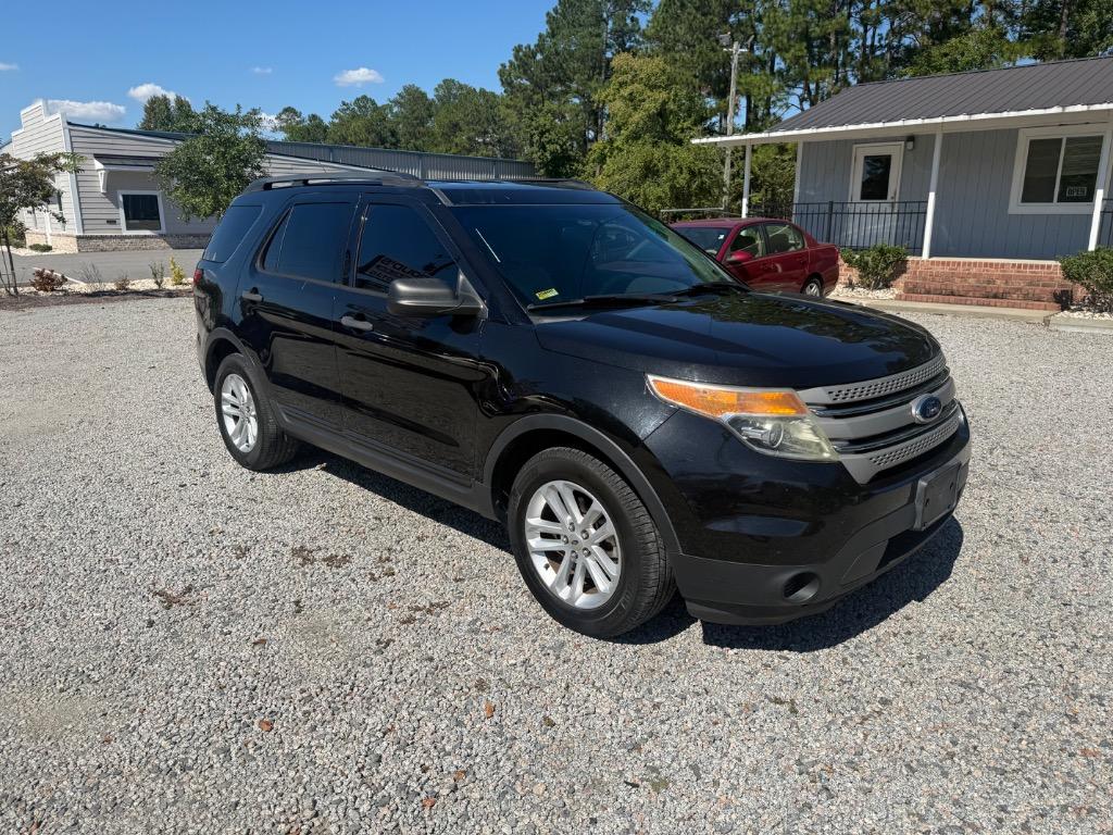 2015 Ford Explorer - $9,999