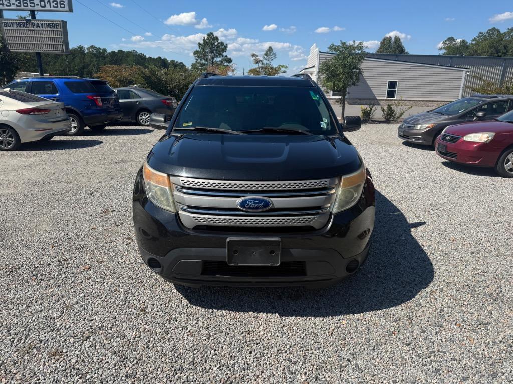 2015 Ford Explorer - $9,999