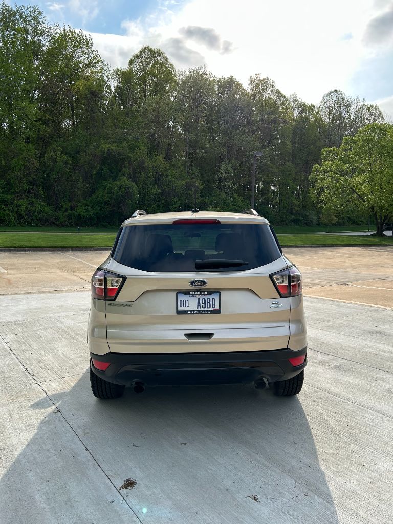 2017 Ford Escape SE photo