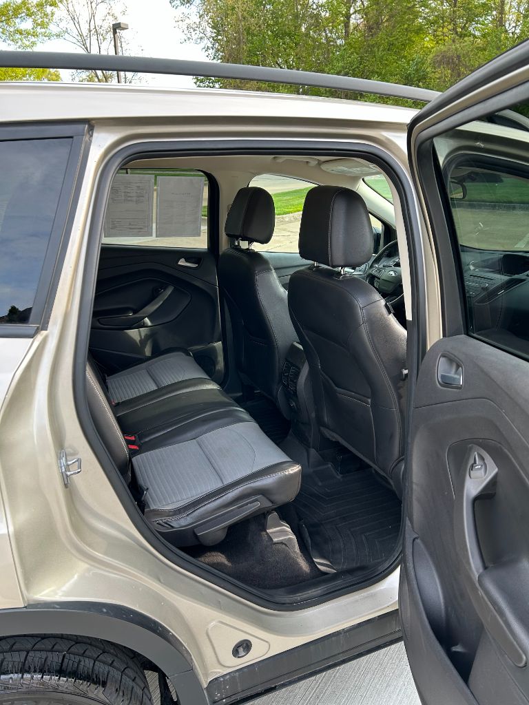 2017 Ford Escape SE photo