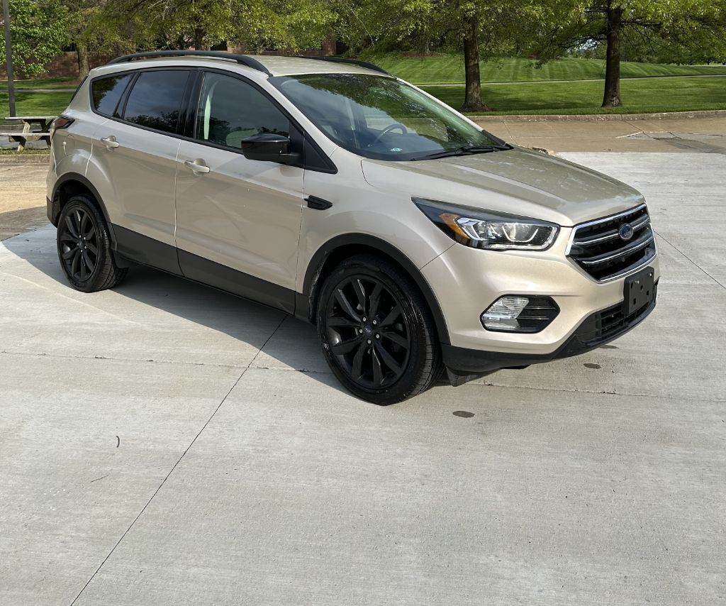 2017 Ford Escape SE photo
