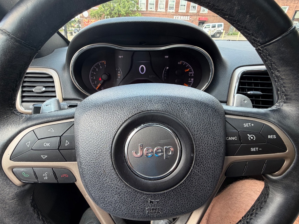 2015 Jeep Cherokee - $11,195