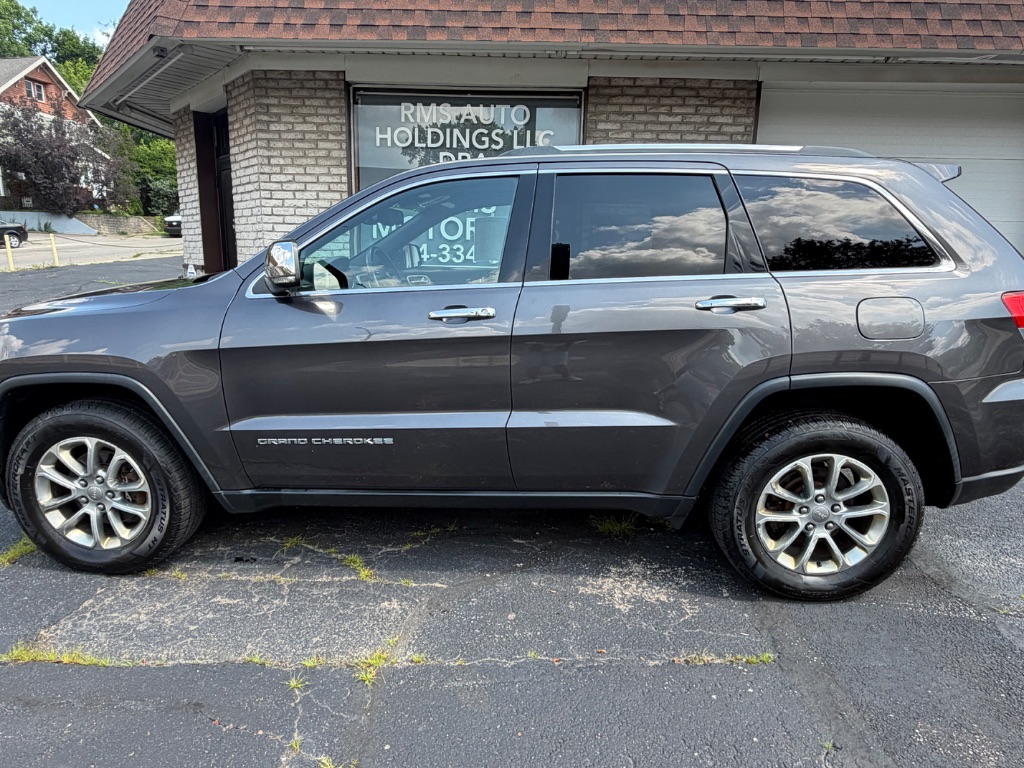 2015 Jeep Cherokee - $11,195