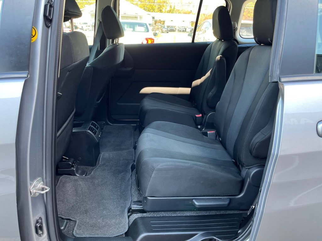 2014 Mazda Mazda5 Sport photo