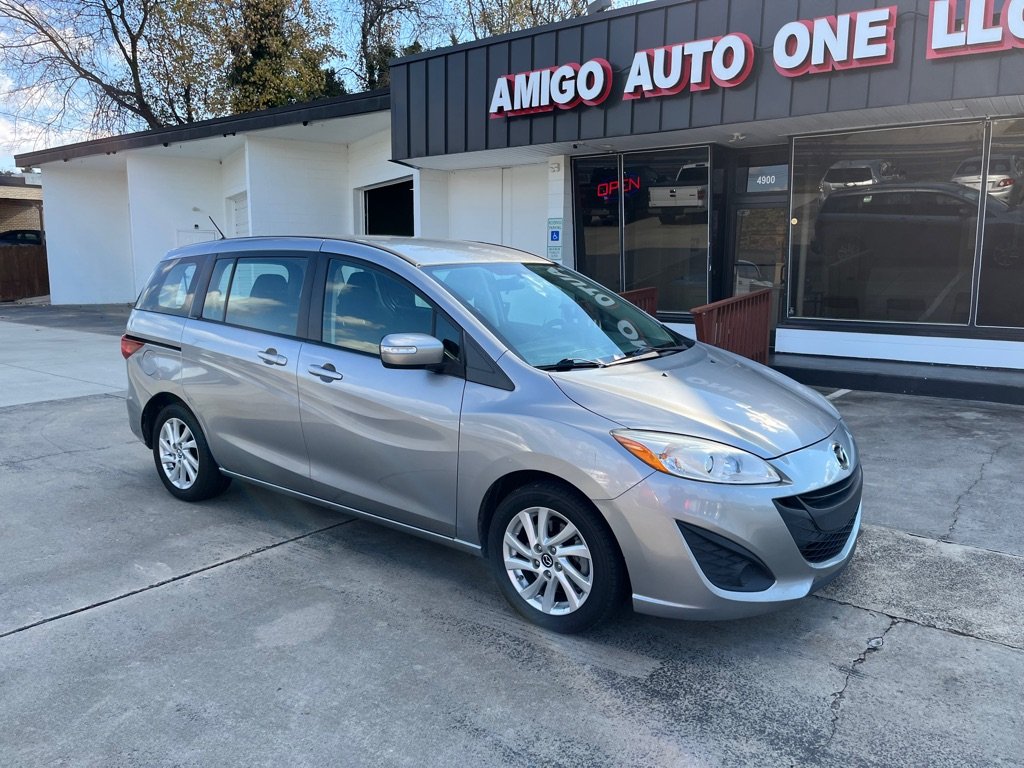 2014 Mazda Mazda5 Sport photo