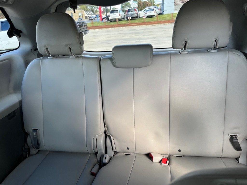 2013 Toyota Sienna - $10,800