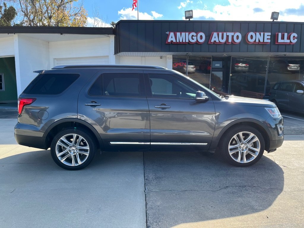 2017 Ford Explorer - $16,800