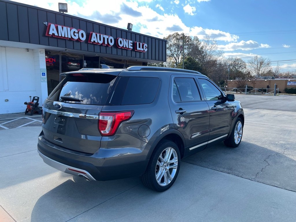 2017 Ford Explorer - $16,800