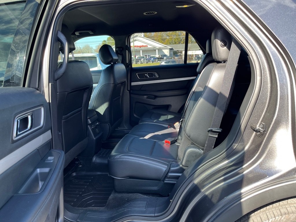 2017 Ford Explorer - $16,800