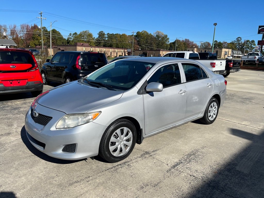 2010 Toyota Corolla - $7,900