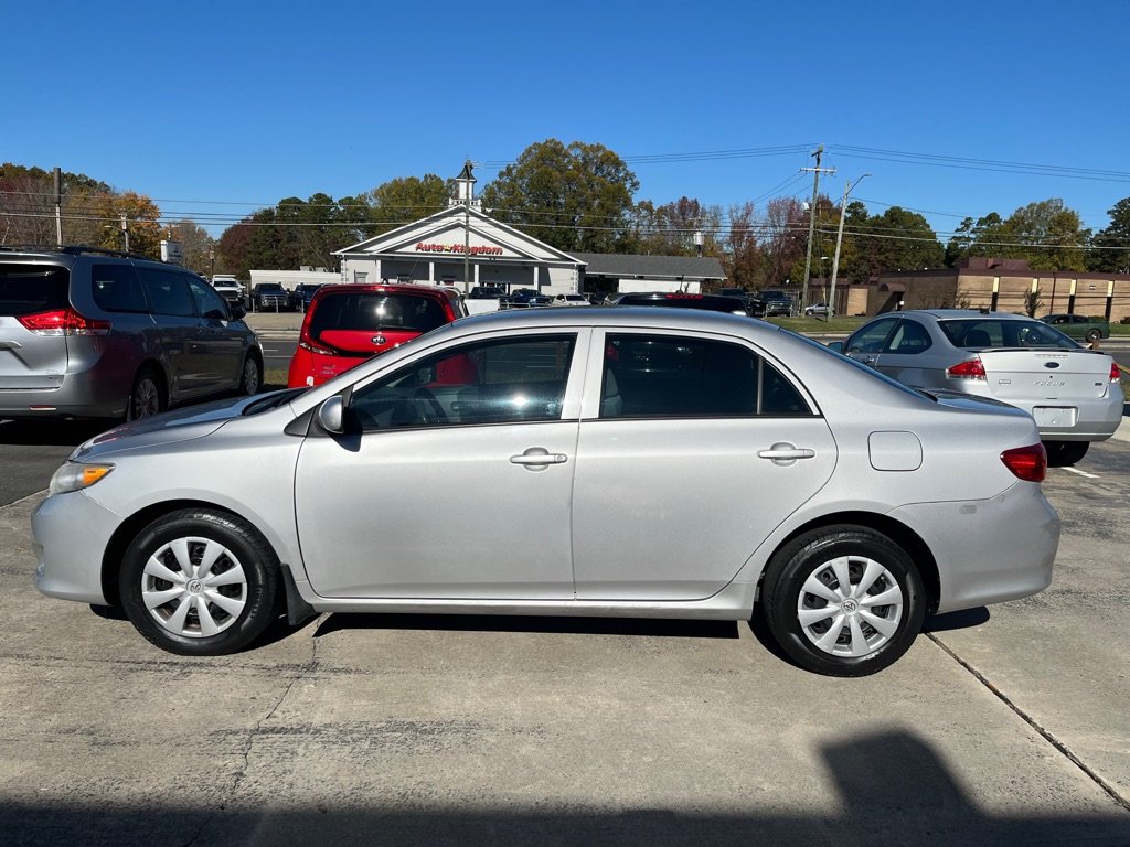 2010 Toyota Corolla - $7,900
