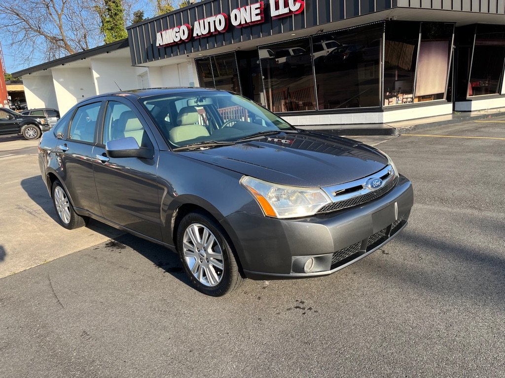 2011 Ford Focus SEL photo