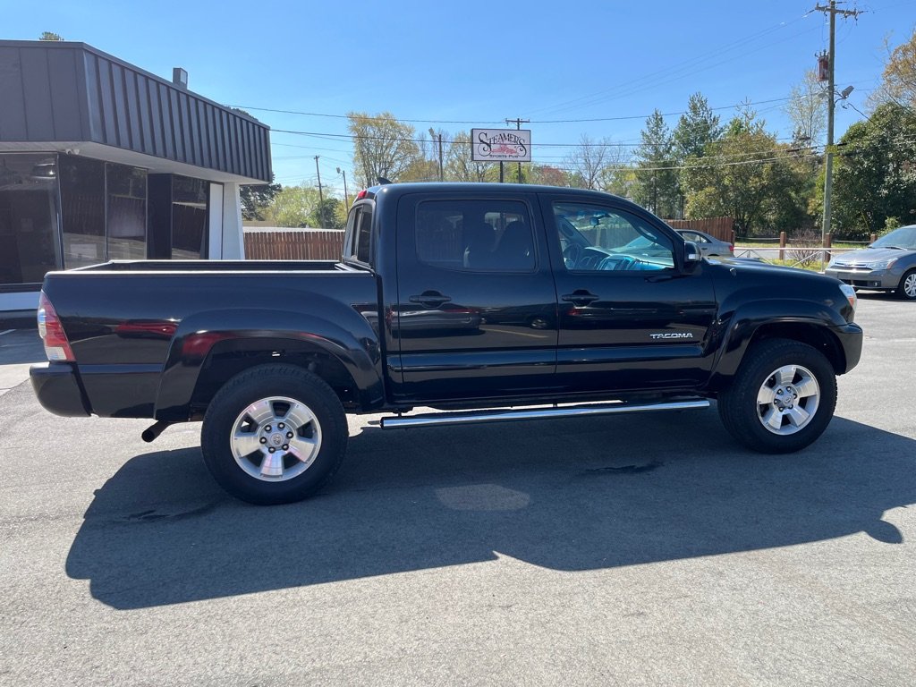 2015 Toyota Tacoma - $15,500