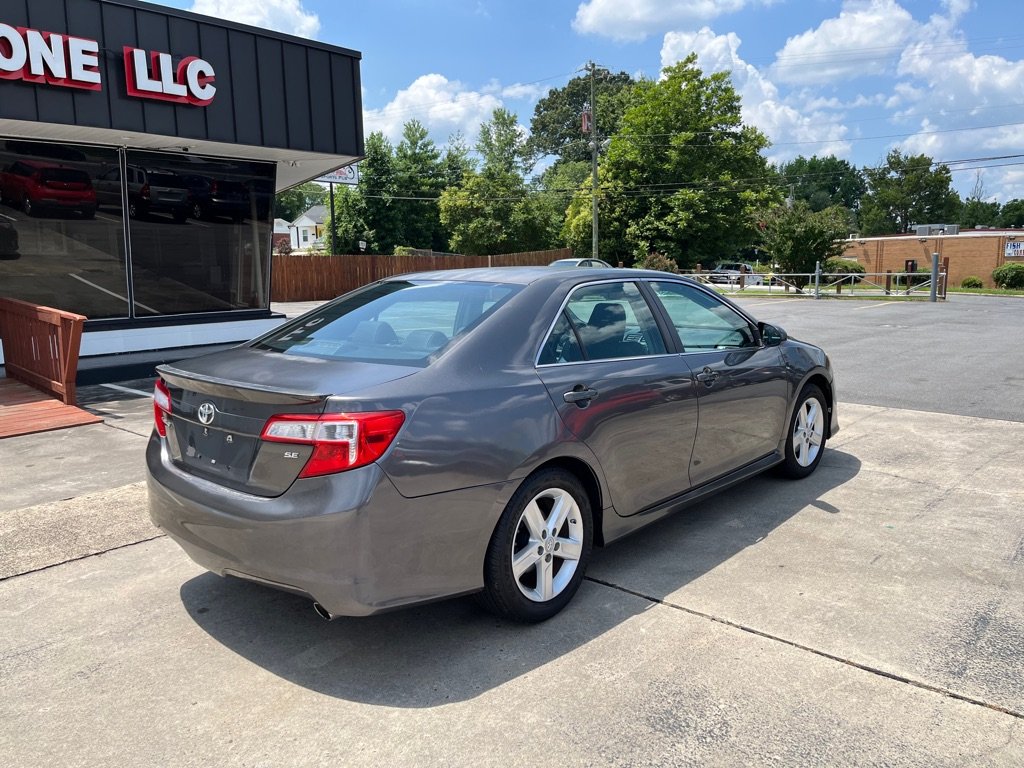 2013 Toyota Camry - $9,500