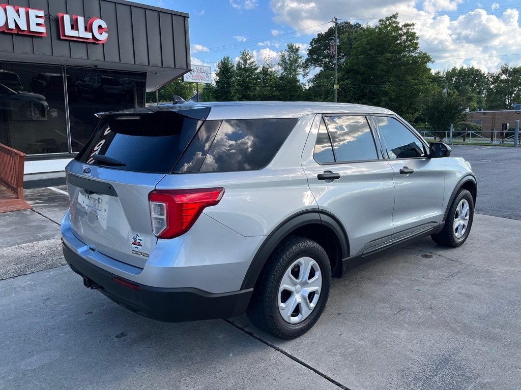 2020 Ford Explorer - $15,500