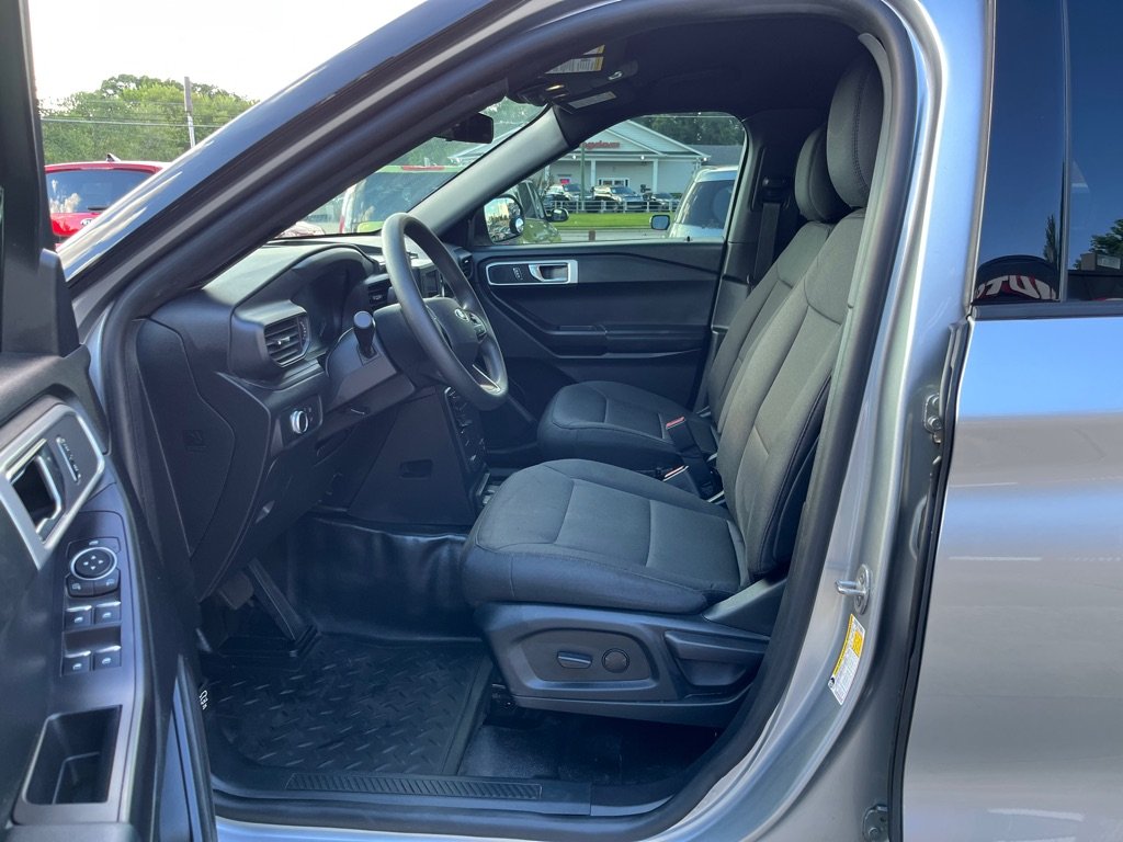 2020 Ford Explorer - $15,500