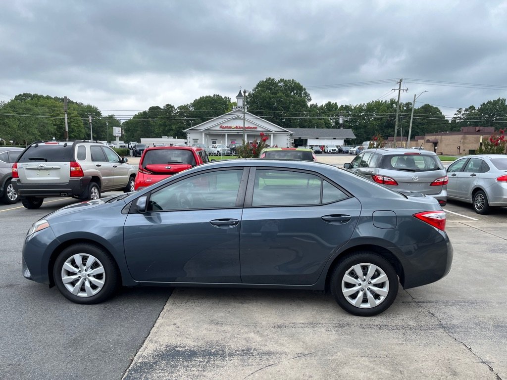2015 Toyota Corolla - $7,900