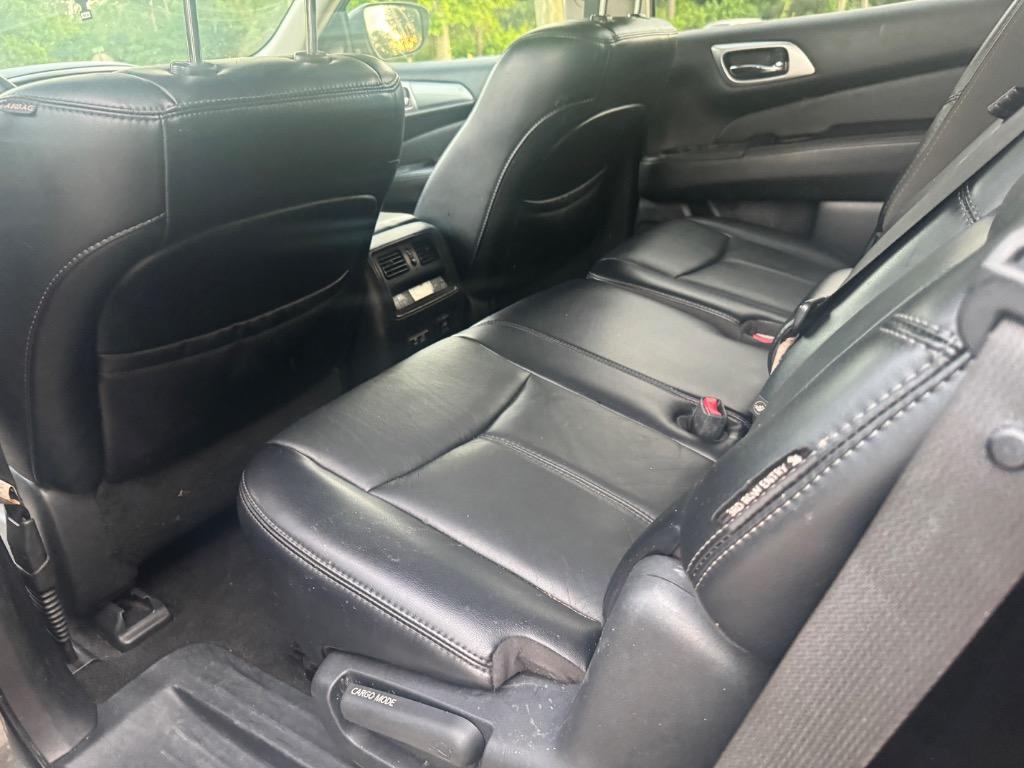 2020 Nissan Pathfinder - $13,300