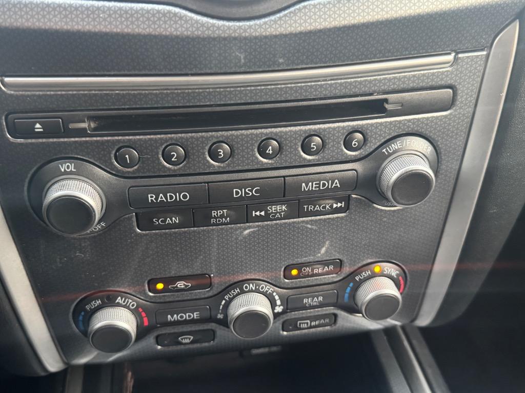2020 Nissan Pathfinder - $13,300