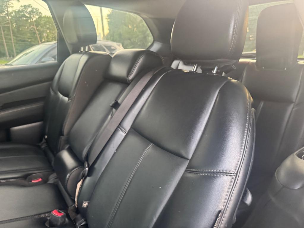 2020 Nissan Pathfinder - $13,300