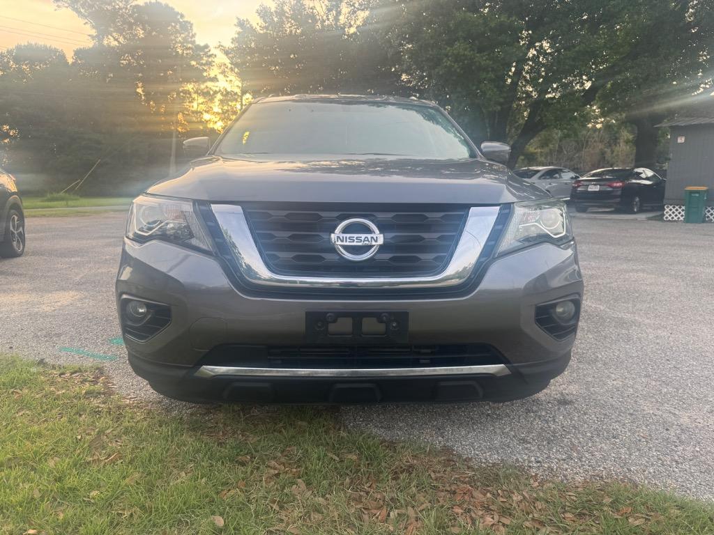 2020 Nissan Pathfinder - $13,300