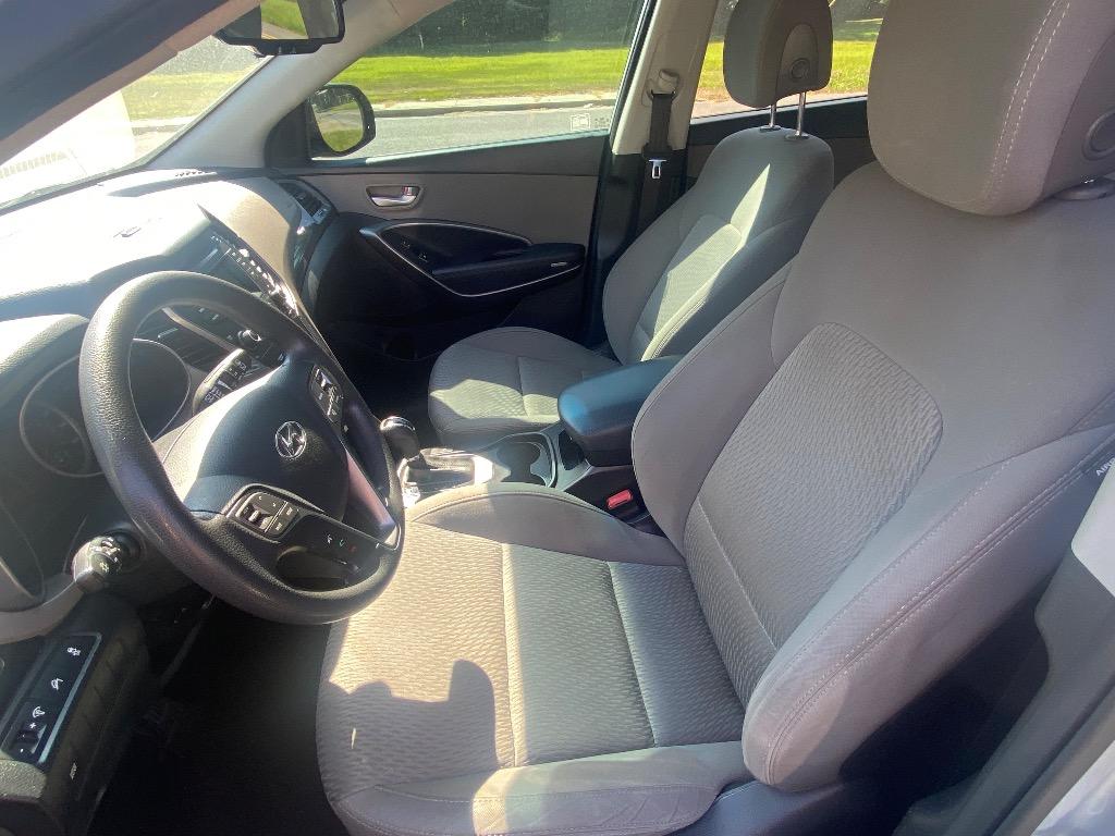 2016 Hyundai Santa Fe - $12,500