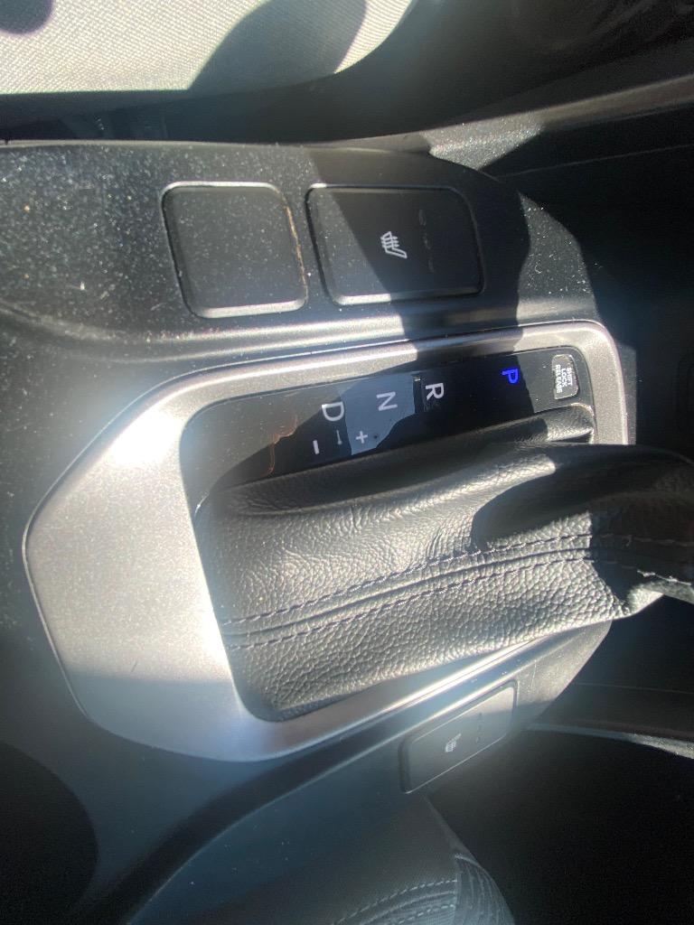 2016 Hyundai Santa Fe - $12,500