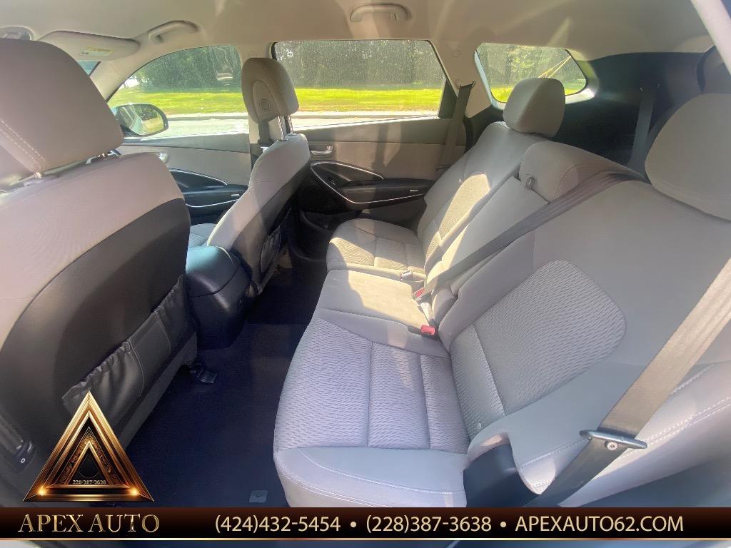 2016 Hyundai Santa Fe - $12,500
