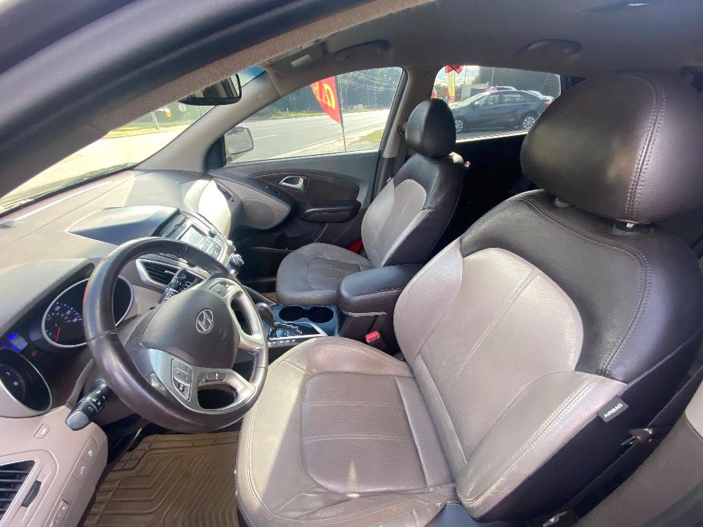 2012 Hyundai Tucson - $9,500