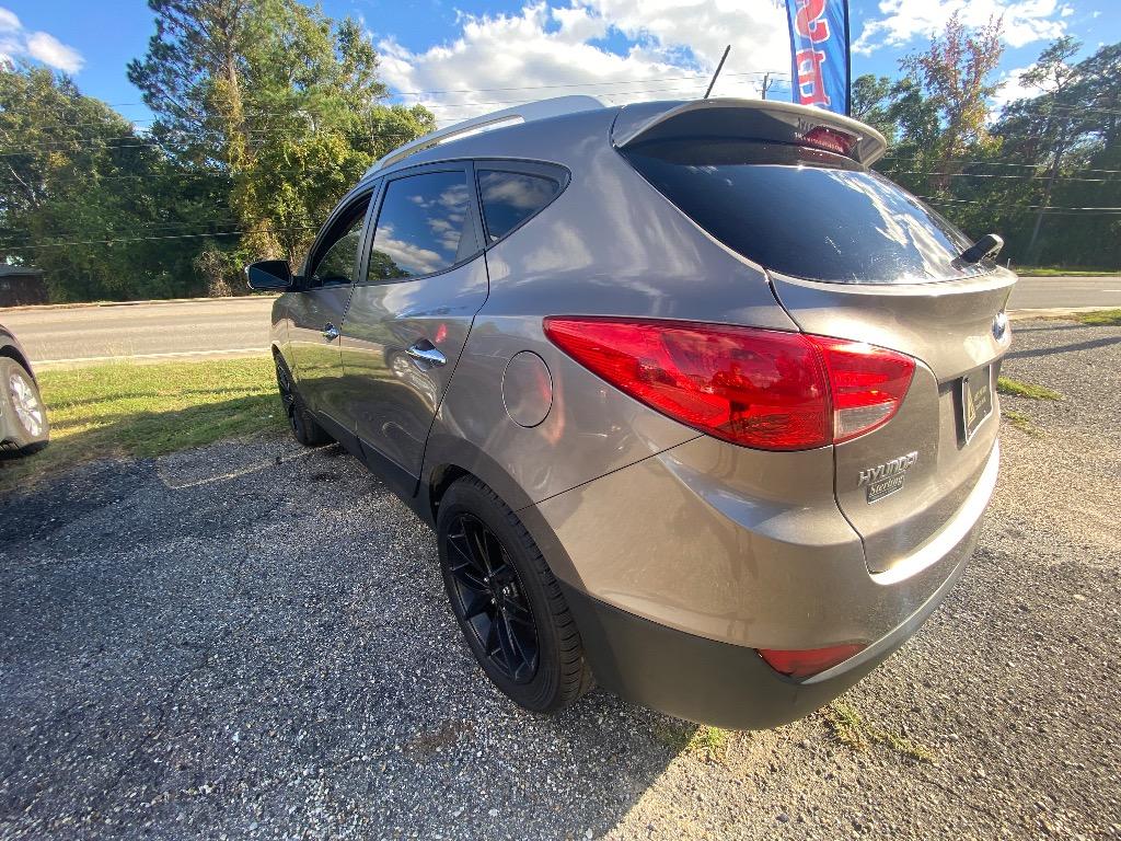 2012 Hyundai Tucson - $9,500