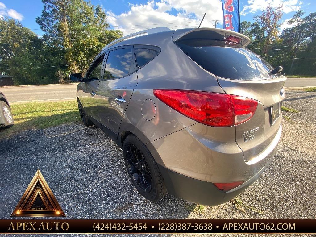 2012 Hyundai Tucson - $9,500