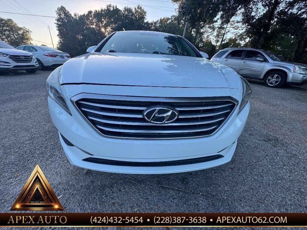 2017 Hyundai Sonata - $9,500