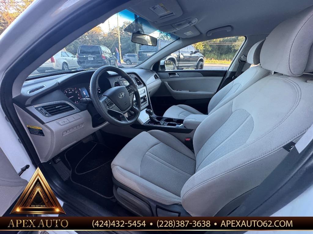 2017 Hyundai Sonata - $9,500