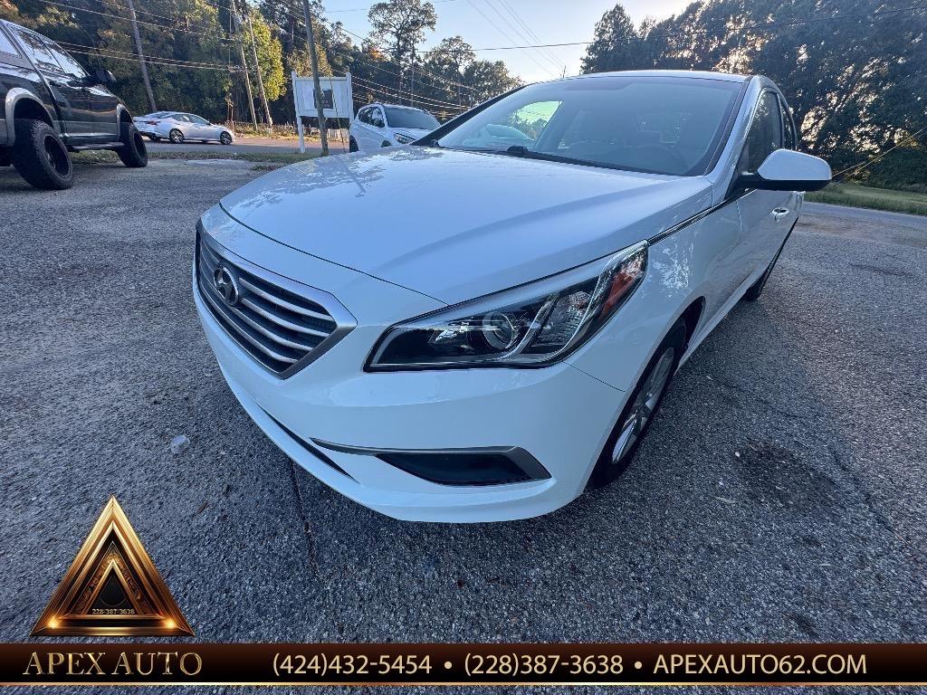 2017 Hyundai Sonata - $9,500