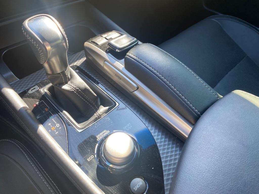 2017 Lexus GS - $26,500