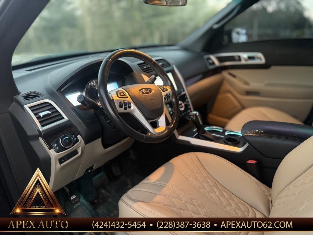2014 Ford Explorer - $9,500