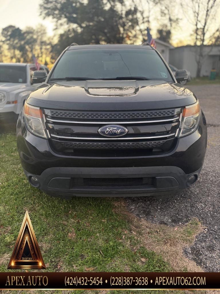 2014 Ford Explorer - $9,500